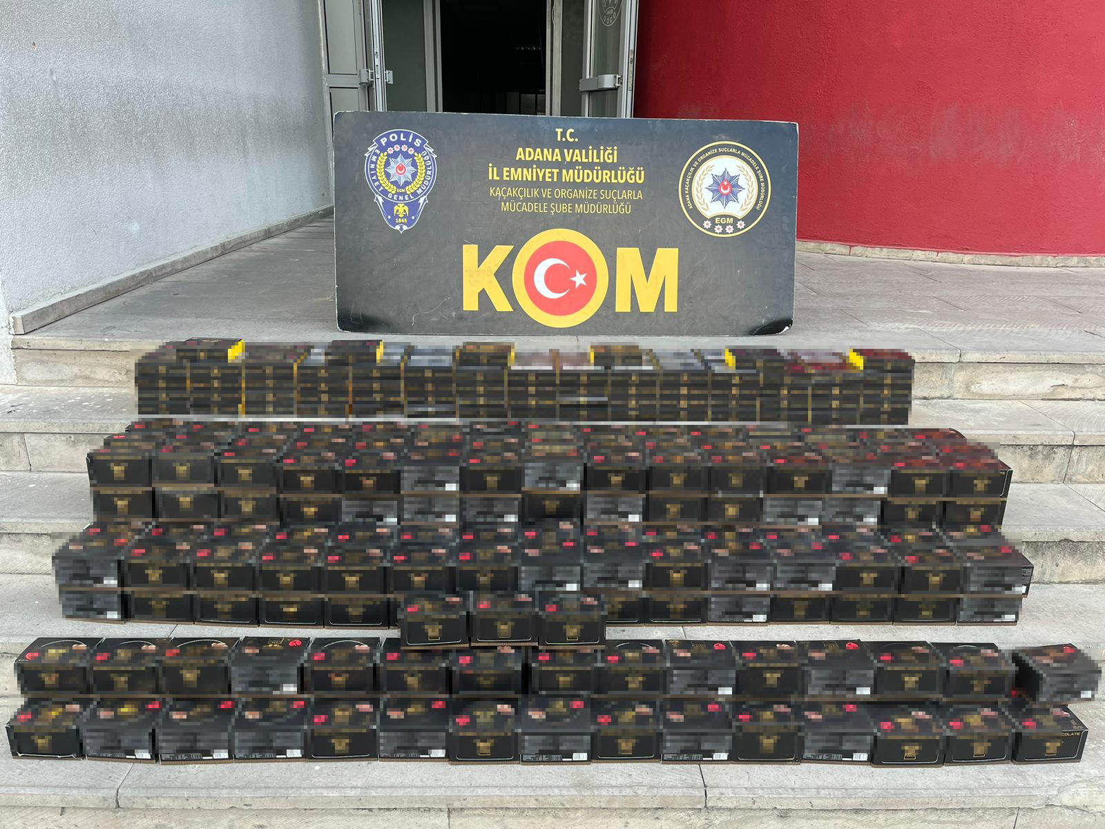 Adana'da sahte içki ve kaçakçılık operasyonu!