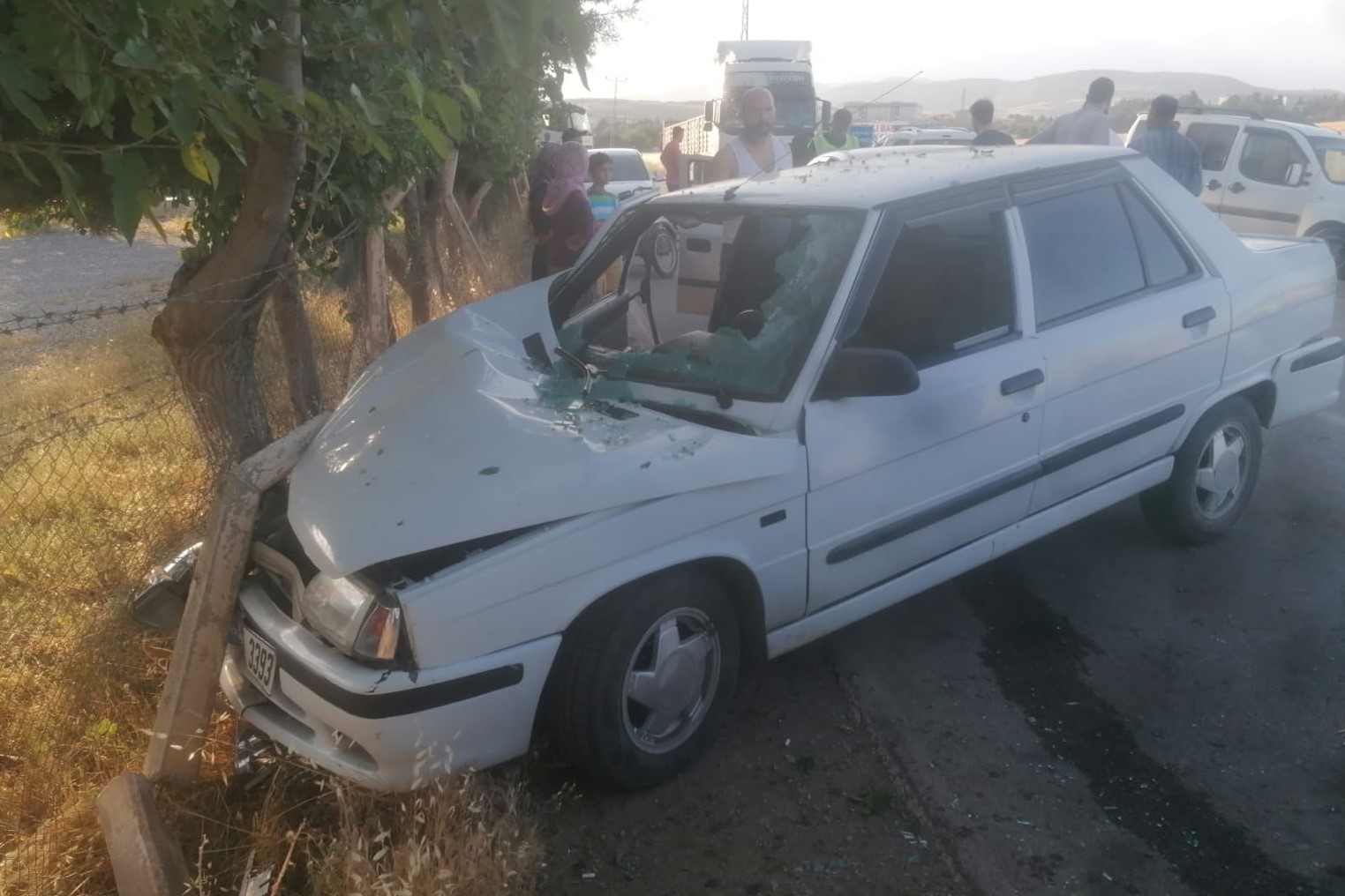 Adıyaman'da iki araç çarpıştı: 2 yaralı