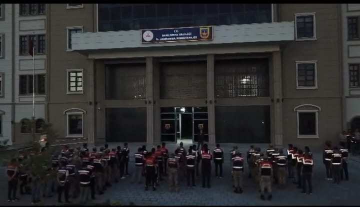 Urfa'da doktor ve eczane çalışanları yakalandı