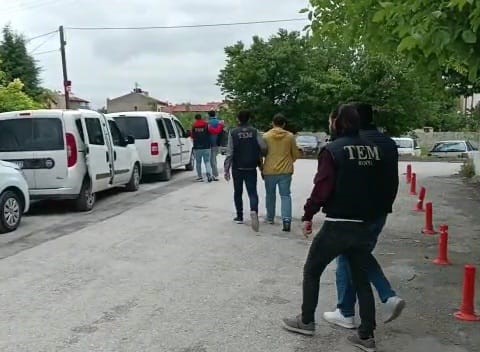 7 ilde FETÖ'ye büyük operasyon!