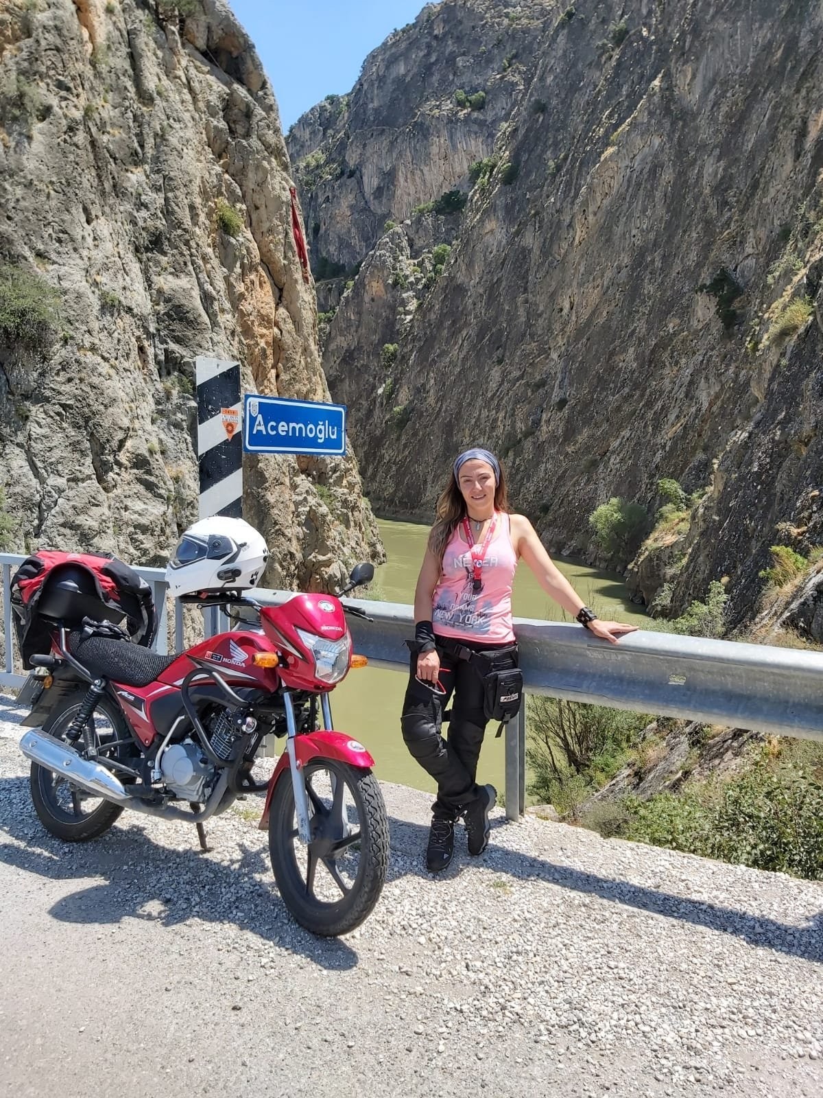 Motosiklet tutkusuyla kanseri yenip dünya turuna çıkmayı planlıyor