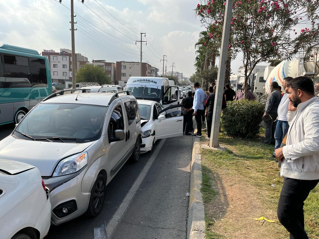 Şanlıurfa'da zincirleme trafik kazası