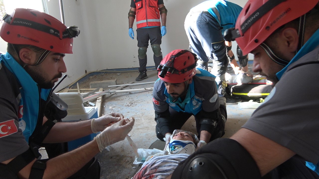 Şanlıurfa’da gerçeği aratmayan deprem tatbikatı