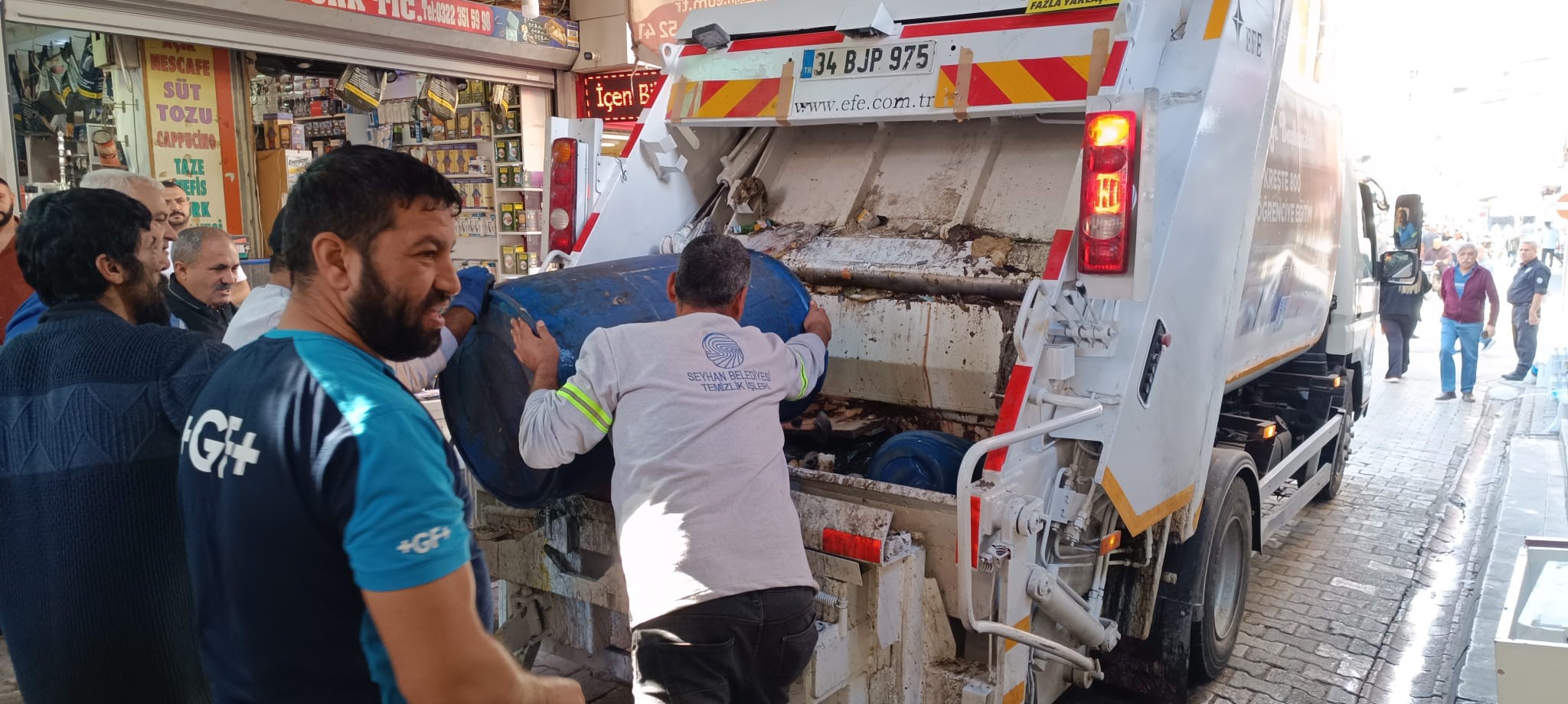 Yarı çıplak dana ayağı temizliği pahalıya patladı