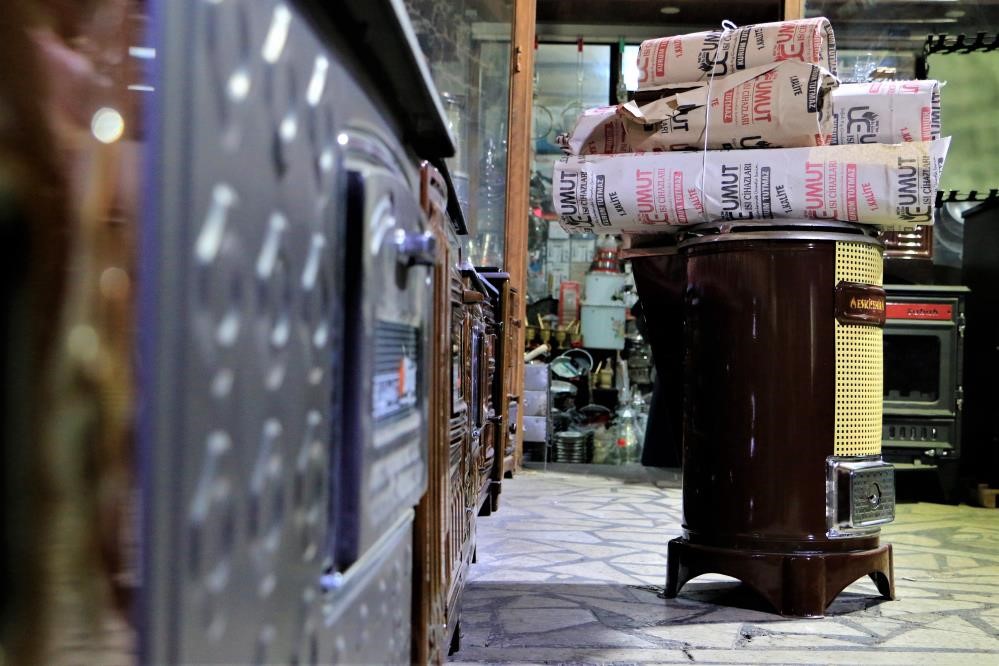 Rüzgarlı ve lodoslu havalarda soba kullanımına dikkat: Ölümle sonuçlanabilir