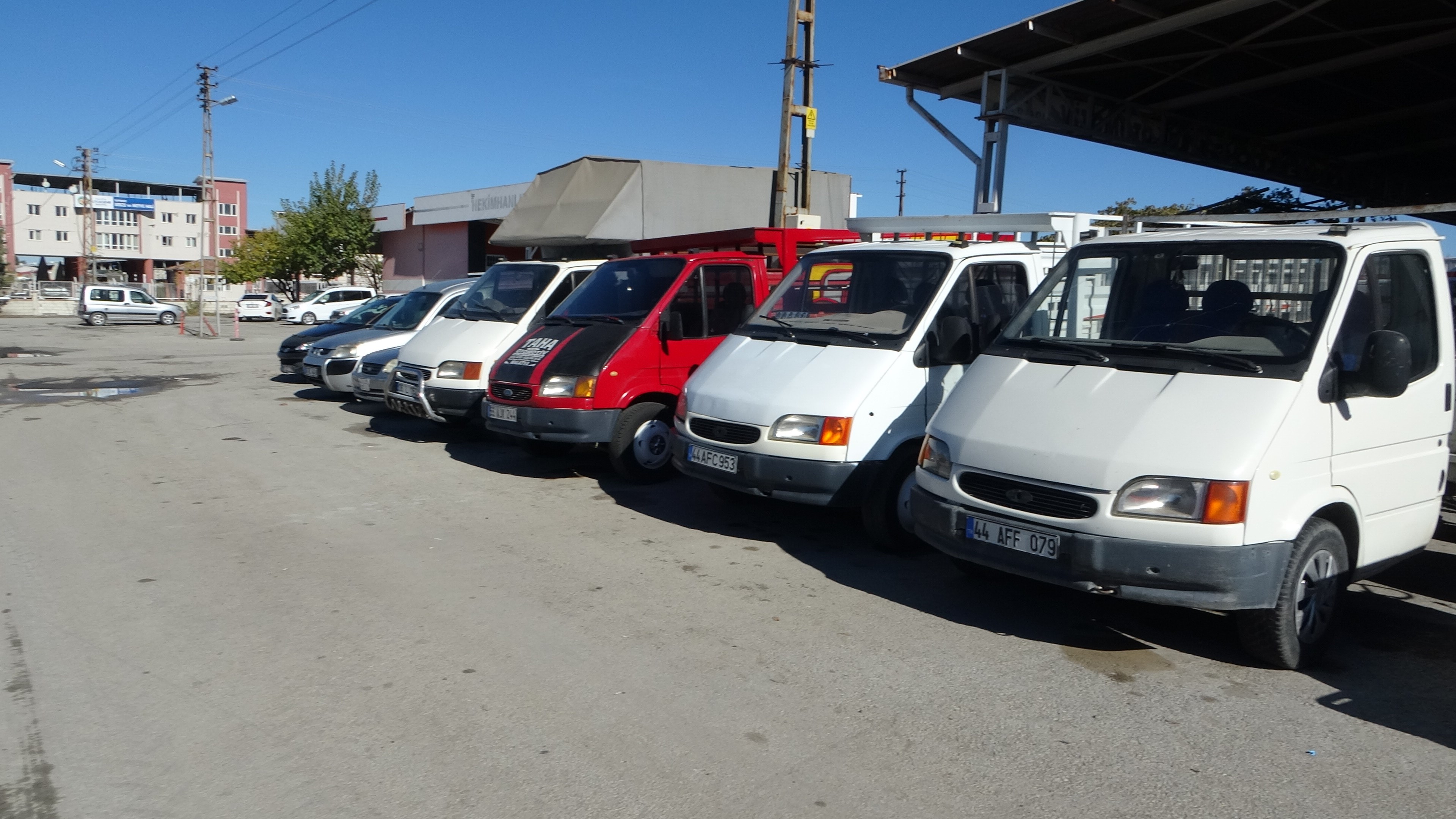 Fiyat düşüşleri ikinci el otomobil piyasasını hareketlendirdi