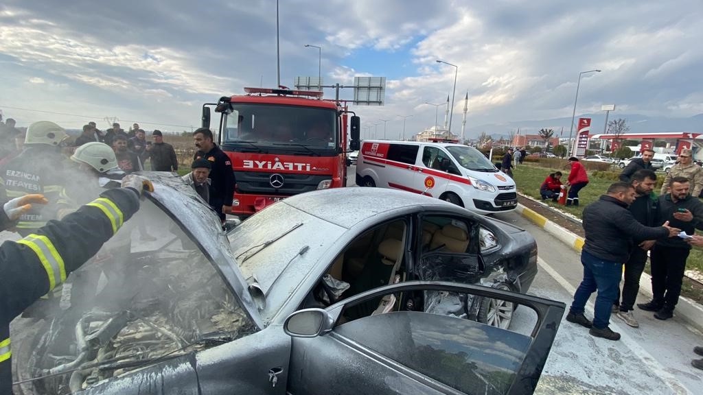 Zincirleme trafik kazası: 6 yaralı