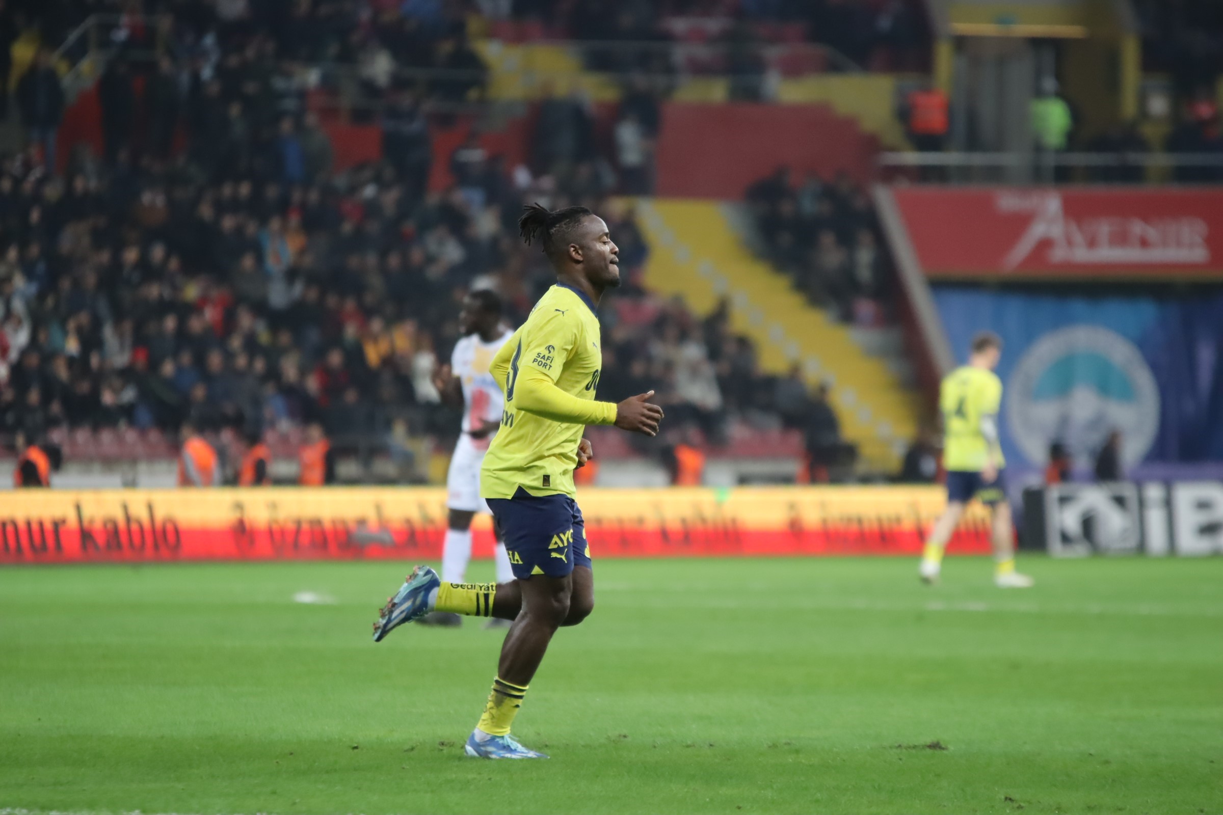 Trendyol Süper Lig: Kayserispor: 1 - Fenerbahçe: 2