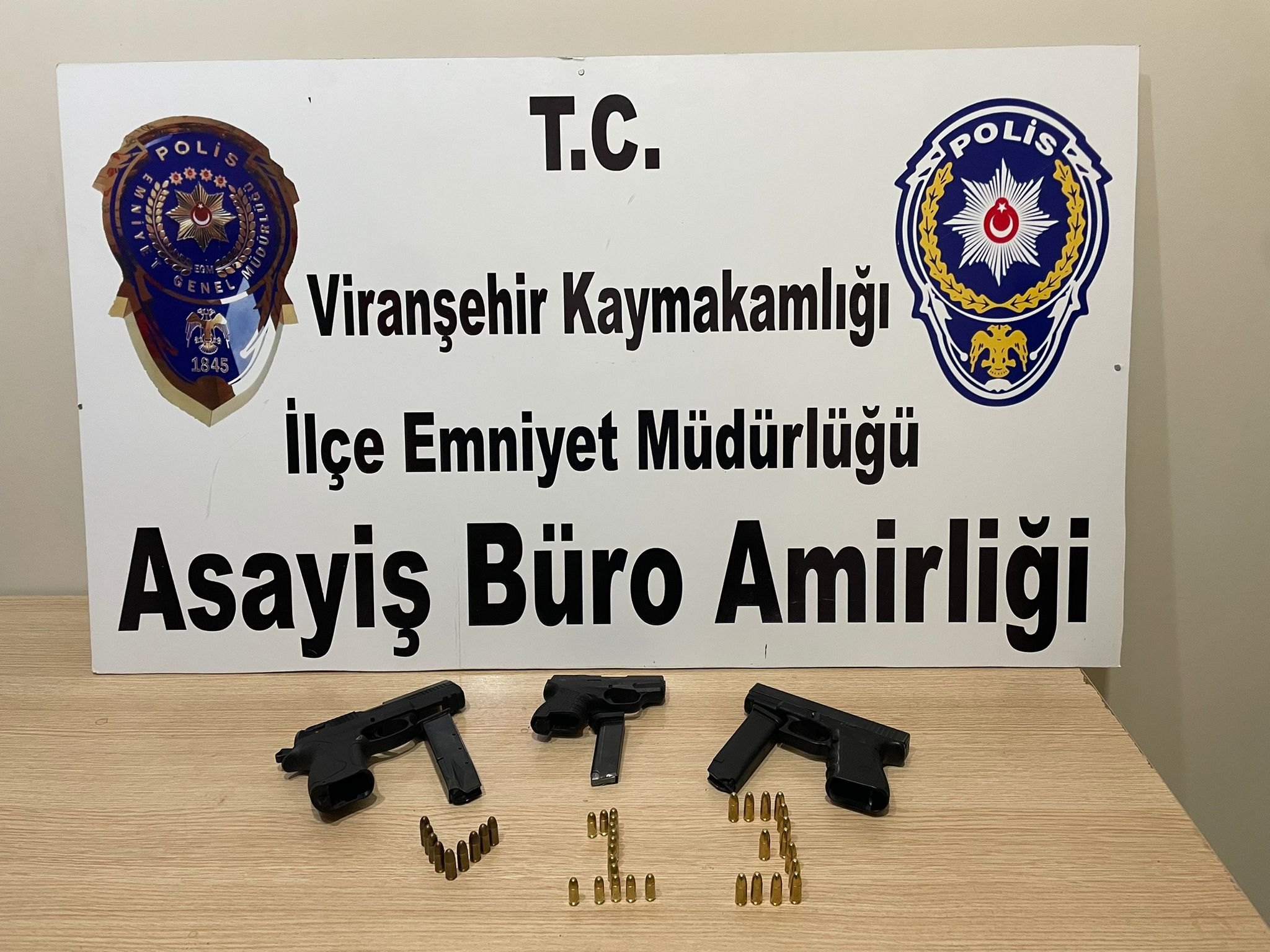Viranşehir'de huzur ve asayiş uygulaması: 24 kişi yakalandı