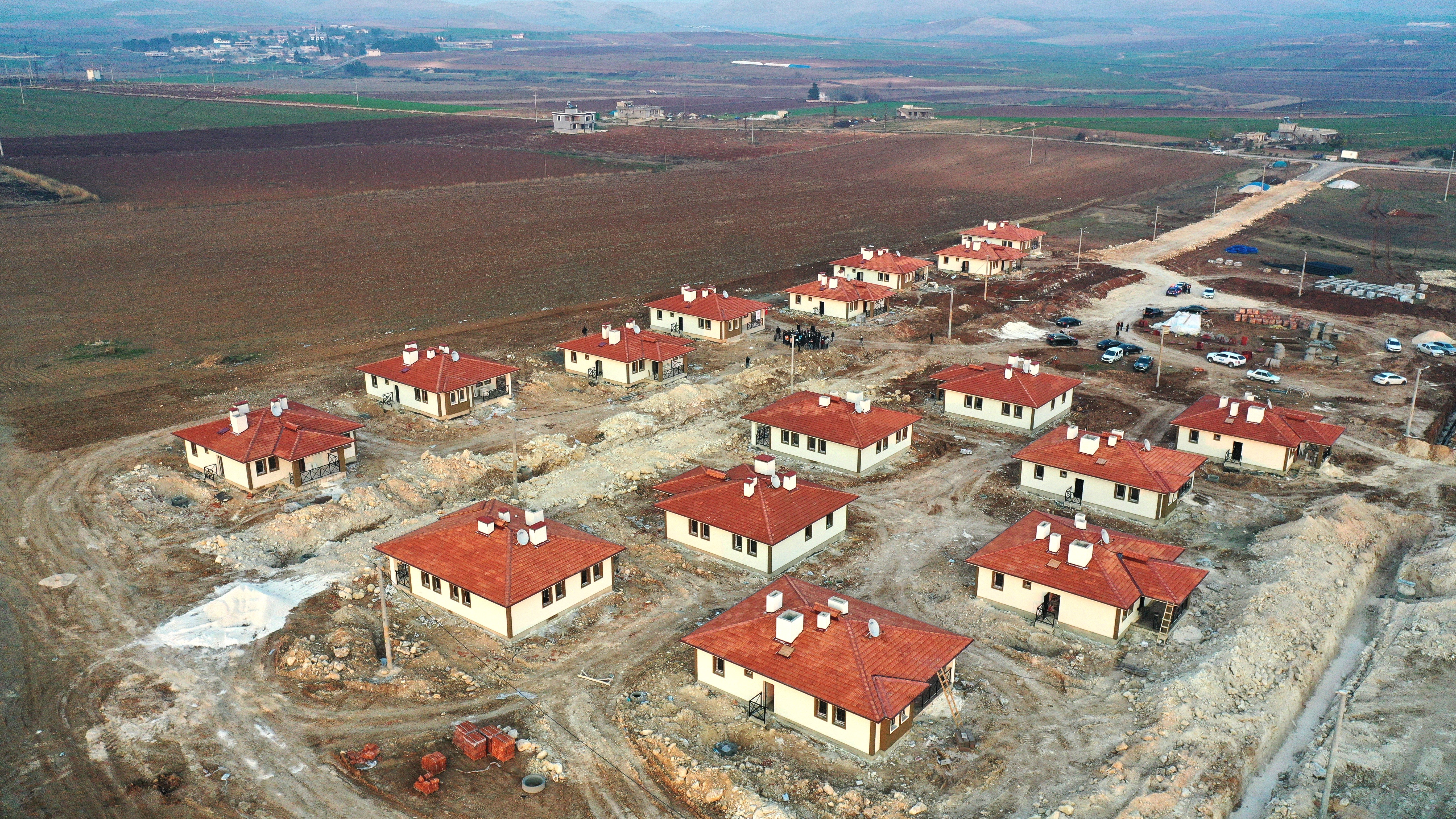 Şanlıurfa'da köy evleri hak sahiplerine teslim edilecek