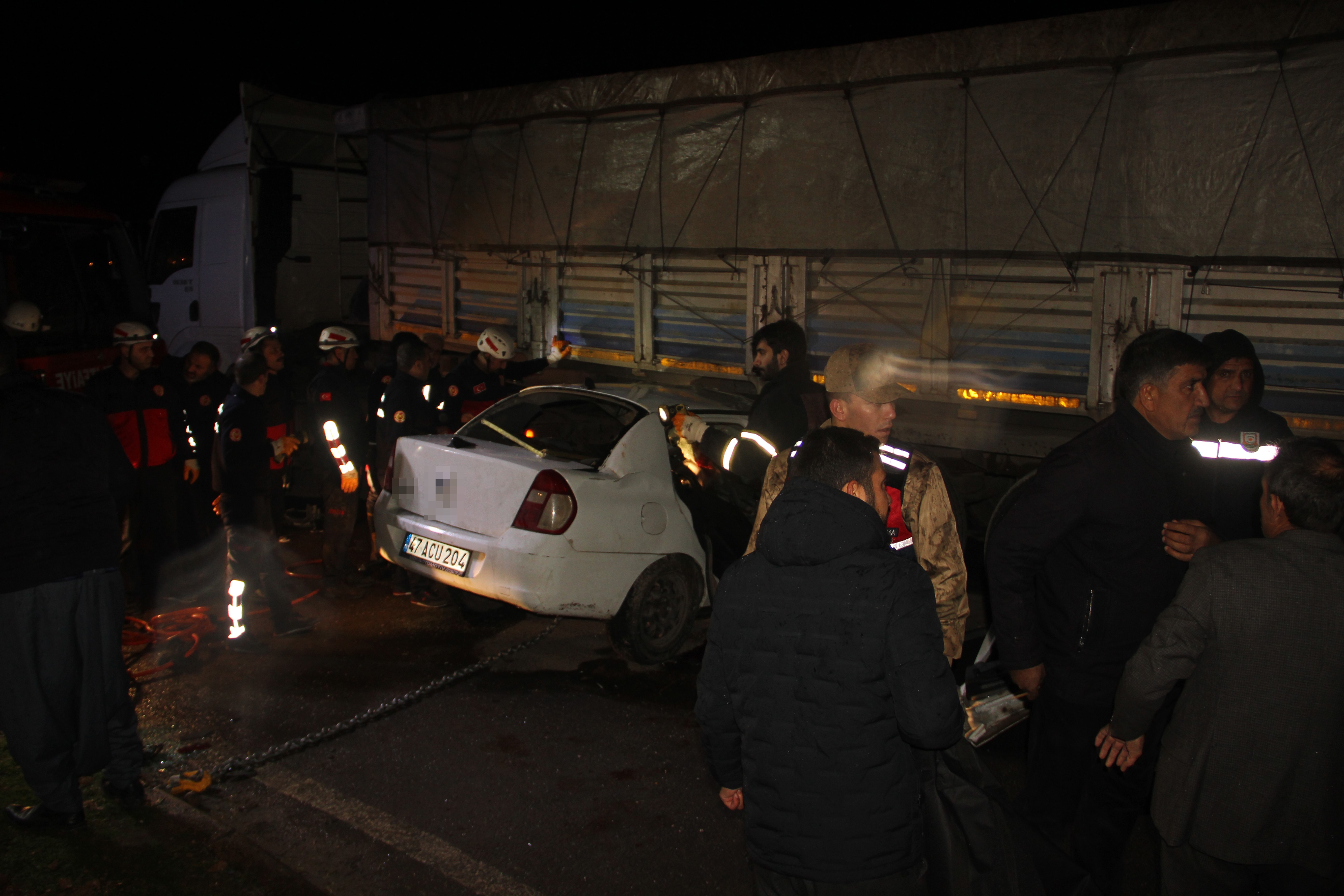 Şanlıurfa'da feci kaza: 3 ölü, 2 yaralı