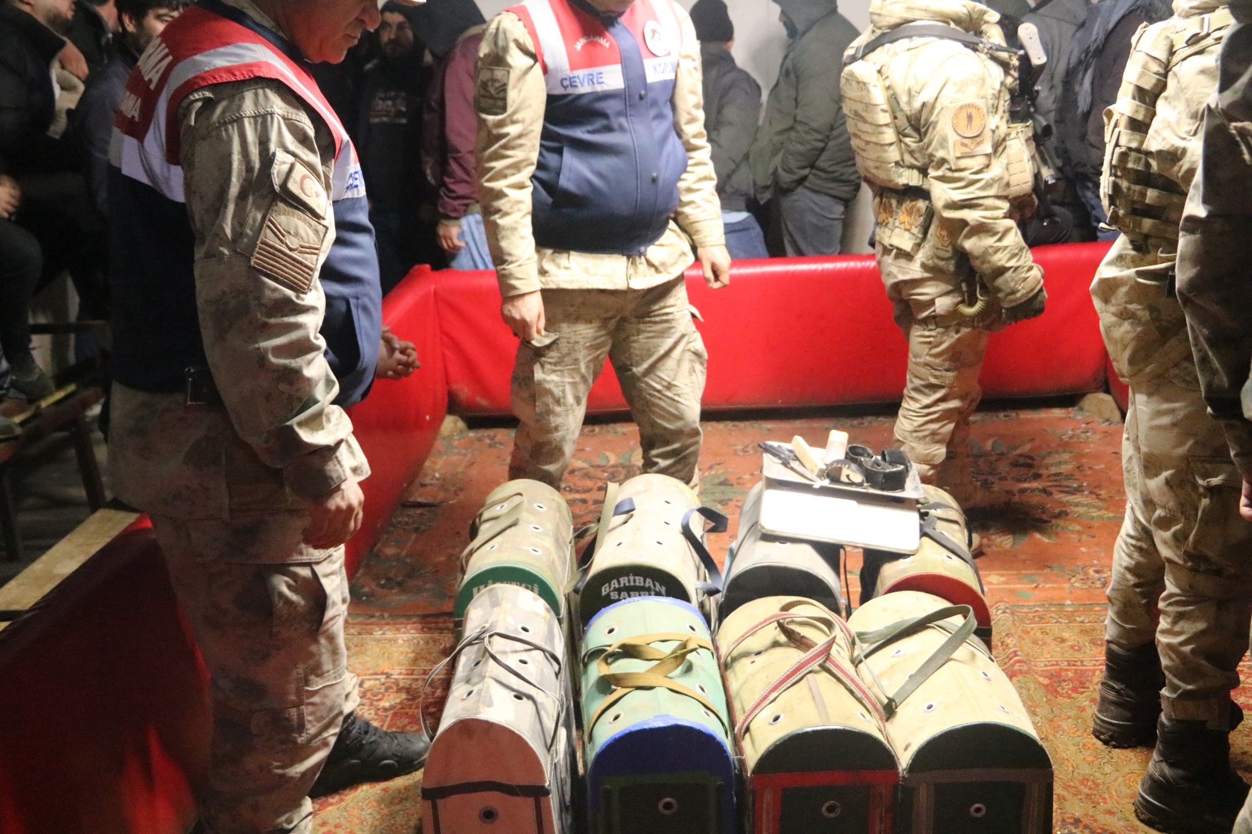 Şanlıurfa'da horoz dövüşüne jandarma baskını
