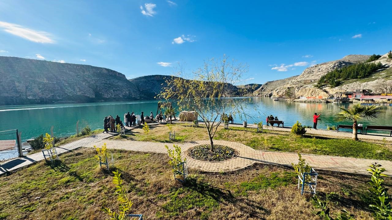 “Sakin Şehir” Halfeti’de yaz mevsimi yaşanıyor