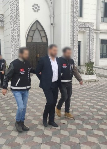 Öldürdüğü kişinin telefonundan babasını aramış