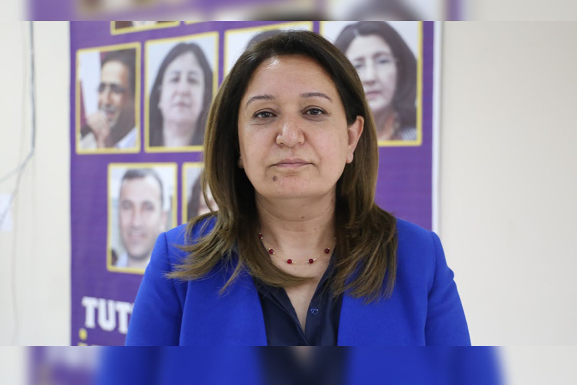 DEM Parti büyükşehir ve ilçe eş başkan adaylarını tanıttı