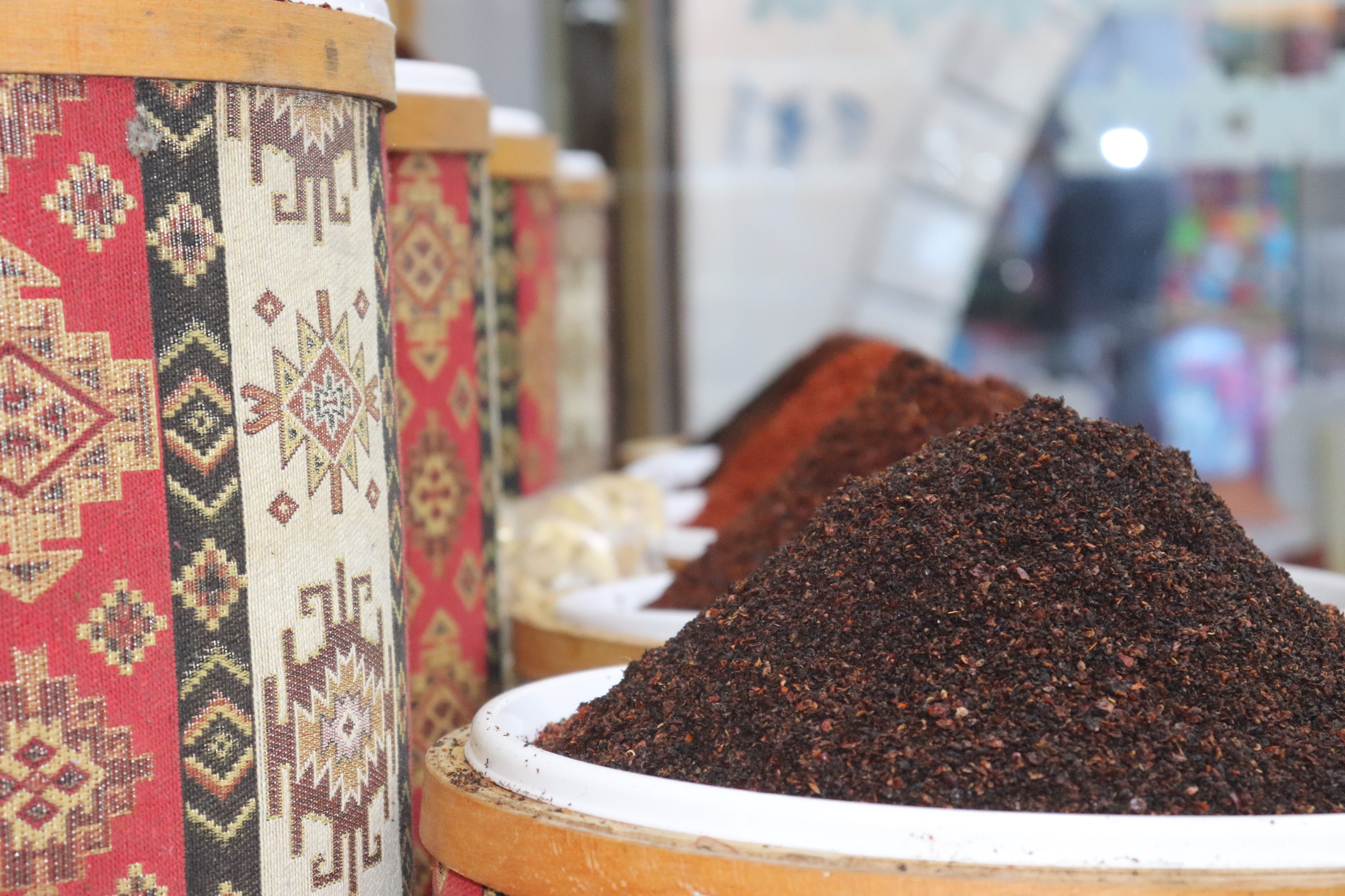 Urfa'da tarladan sofraya acının serüveni