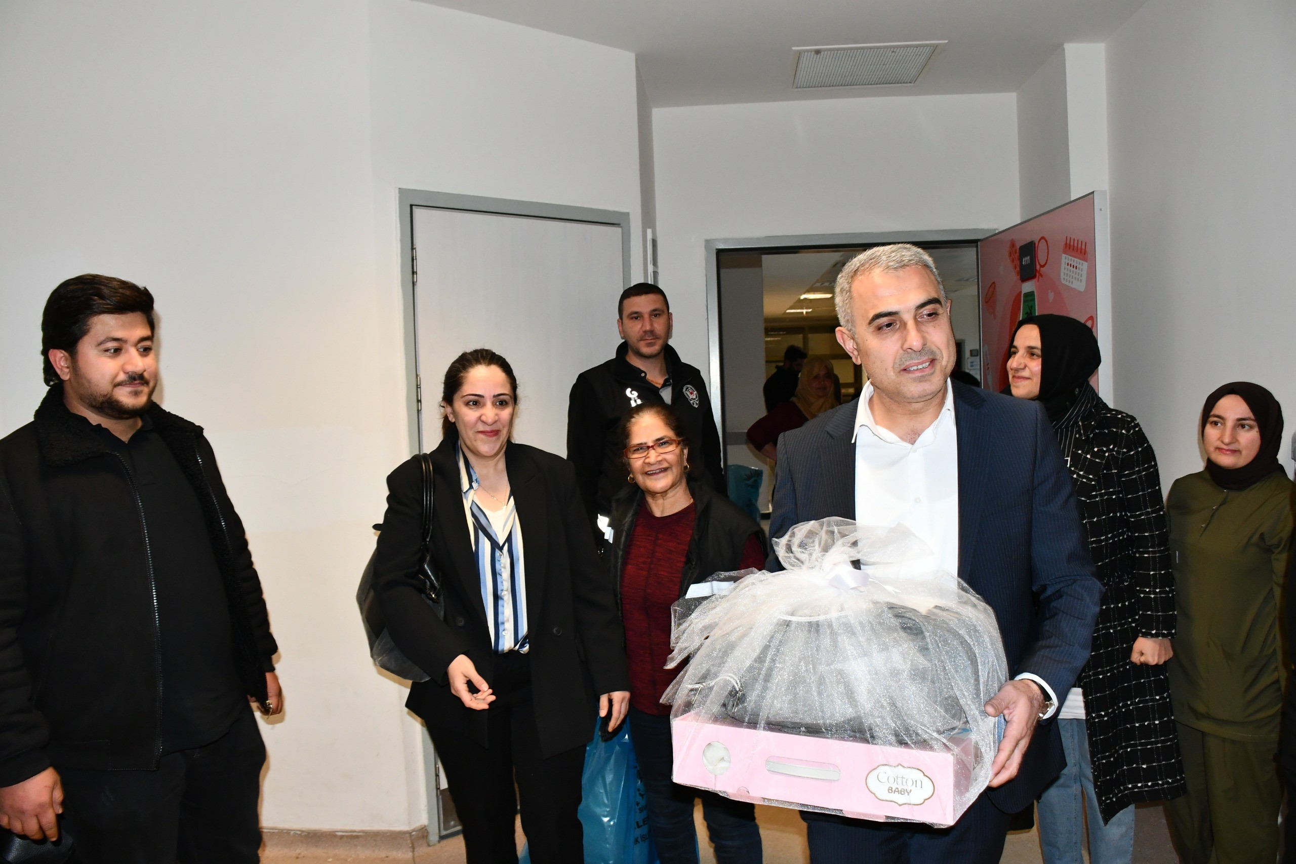 Siverek'te 2025 yılının ilk bebekleri dünyaya geldi