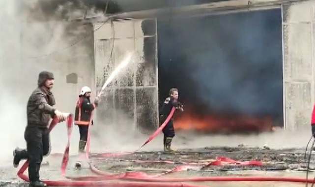 Alev alev yanan atölye yangını kontrol altına alındı