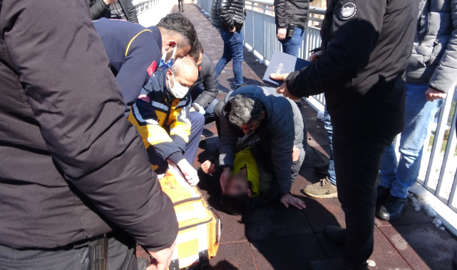 Ambulansın çarptığı çocuk ağır yaralandı