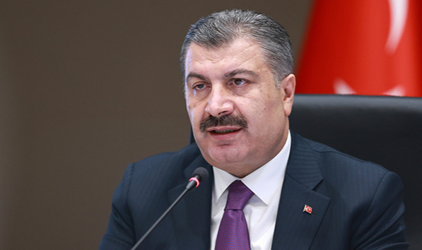 Bakan Koca: 'Artık açık havada maske takmak zorunda değiliz'