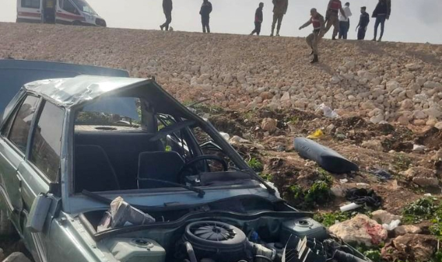 Ceylanpınar'da otomobil şarampole yuvarlandı: 4 yaralı