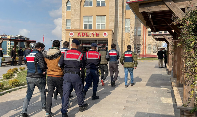 DEAŞ operasyonu: 3 gözaltı