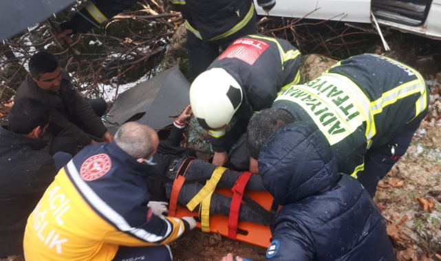 Öğrenci servisi şarampole devrildi: 10 yaralı