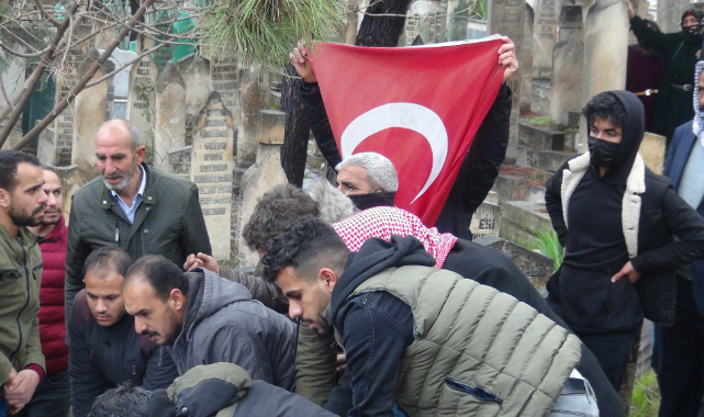 Polisleri şehit eden şahsın ailesi konuştu