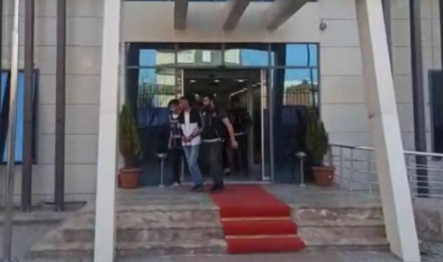 Kaçan şüphelilerin üstünden silah ve uyuşturucu çıktı