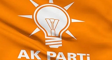 Ak Parti Şanlıurfa'da yaprak dökümü başladı!