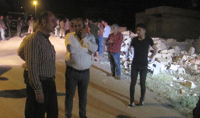 Çocuklar çöken duvarın altında kaldı: 2 ölü, 3 yaralı