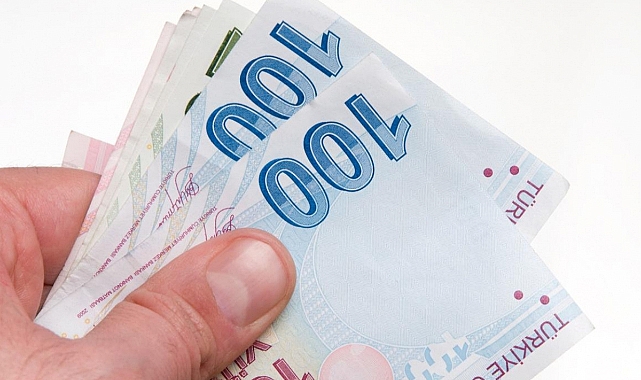 Yaşlı ve engelli aylıkları hesaplara yatırıldı