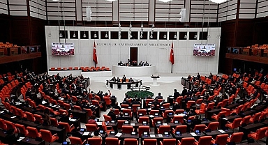 AK Parti sınıfta kaldı, Şanlıurfa'yı HDP savundu!