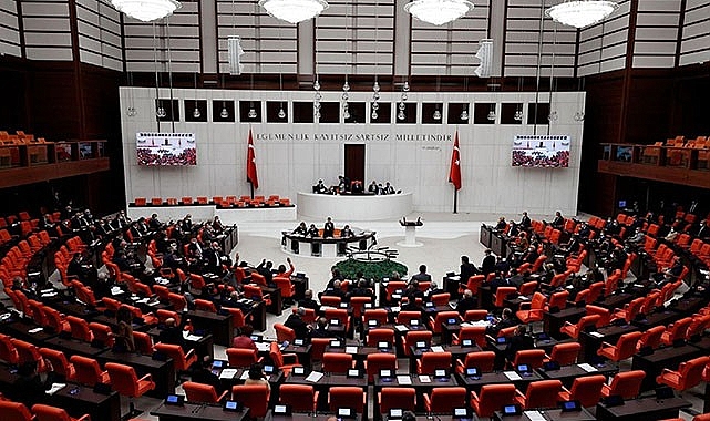 AK Parti sınıfta kaldı, Şanlıurfa'yı HDP savundu!