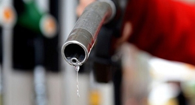 Akaryakıta zam geldi