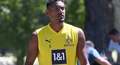 Dortmund’un yeni golcüsünden kötü haber