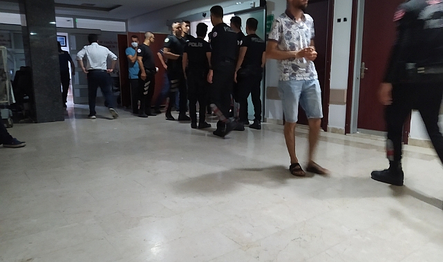 Düğünde bıçaklı ve silahlı kavga! 5 yaralı