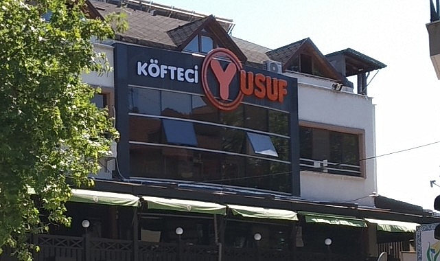 Köfteci Yusuf'a hırsız girdi