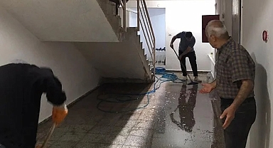 Önce eşini öldürdü ardından kafasına sıktı