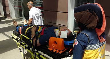 Otomobil ile kamyon çarpıştı! 4 yaralı