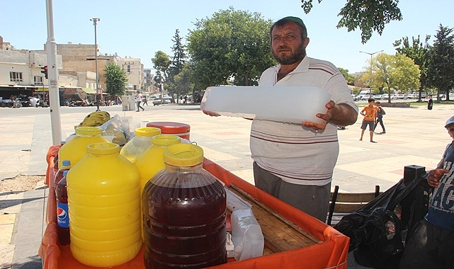 Şanlıurfa'da buz satışları patladı: 25 Ton buz satılıyor