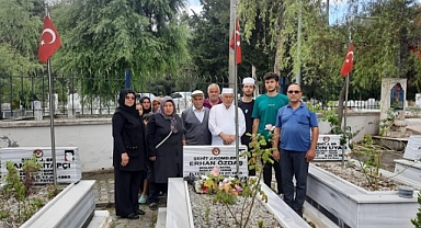Şanlıurfa'da şehit düşen asker mezarı başında anıldı!
