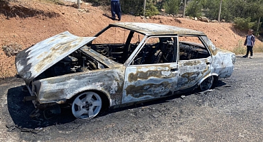 Seyir Halindeki Otomobil Alev Aldı