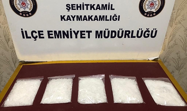 1 kilo metamfetamin ele geçirildi