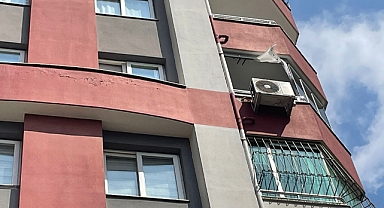 4. kattan aşağı düşen 7 yaşındaki çocuk ağır yaralandı