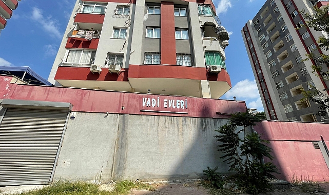 4. kattan aşağı düşen çocuk hayatını kaybetti