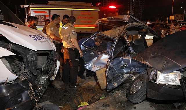 Adana’da feci kaza 4 yaralı
