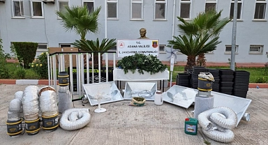 Adana'da kaçak kenevir yetiştiren eve baskın düzenlendi