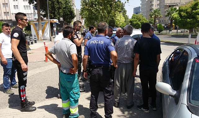 Adliye önünde kavga! 1 yaralı, 4 gözaltı