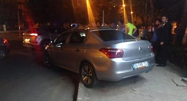 Alkollü araç kaza yaptı: 2 yaralı